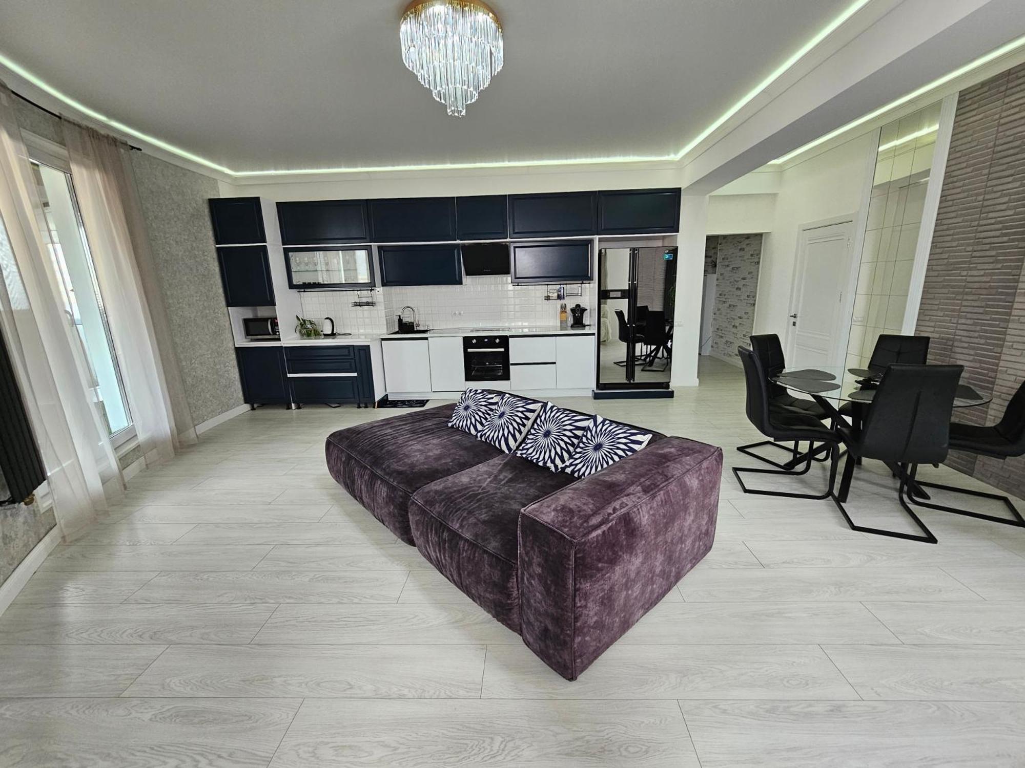 Apartament With Terras คีชีเนา ภายนอก รูปภาพ