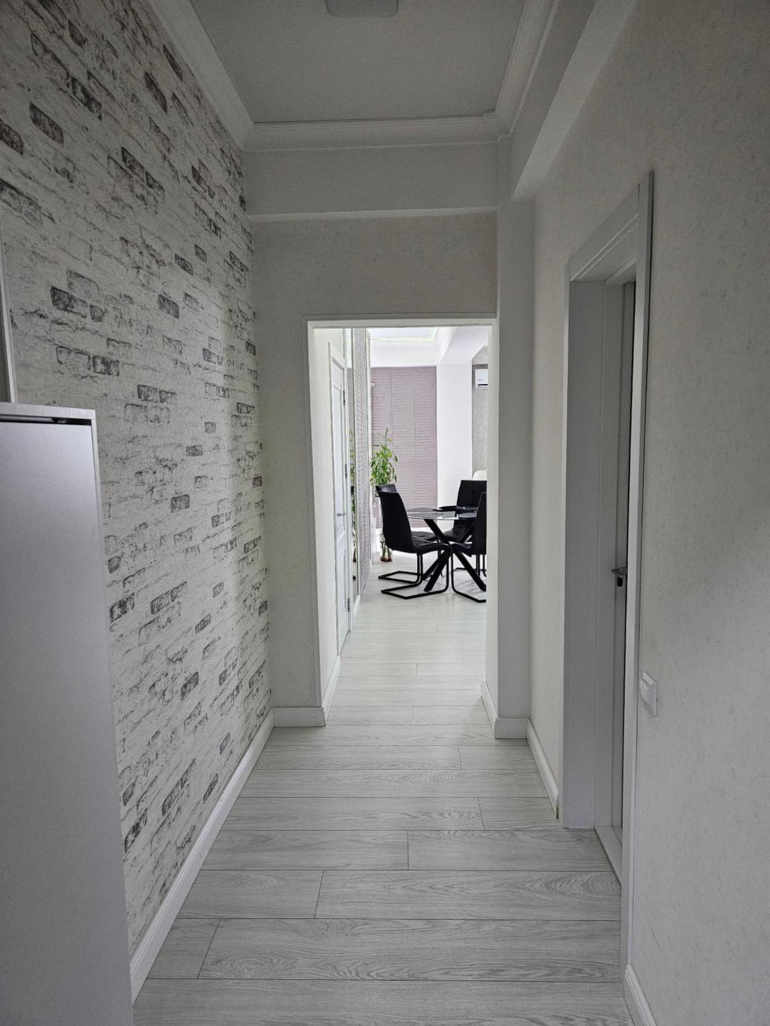 Apartament With Terras คีชีเนา ภายนอก รูปภาพ