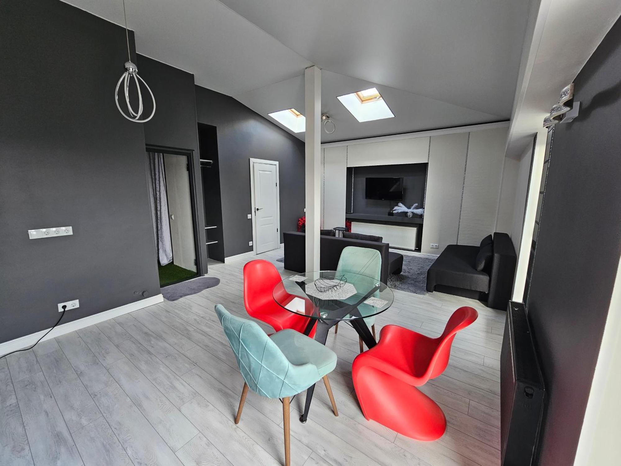 Apartament With Terras คีชีเนา ภายนอก รูปภาพ