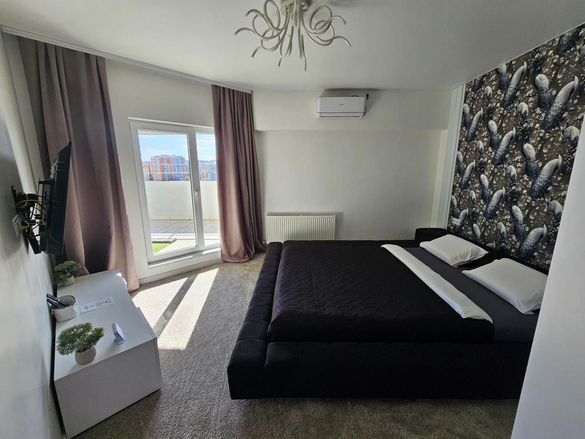 Apartament With Terras คีชีเนา ภายนอก รูปภาพ